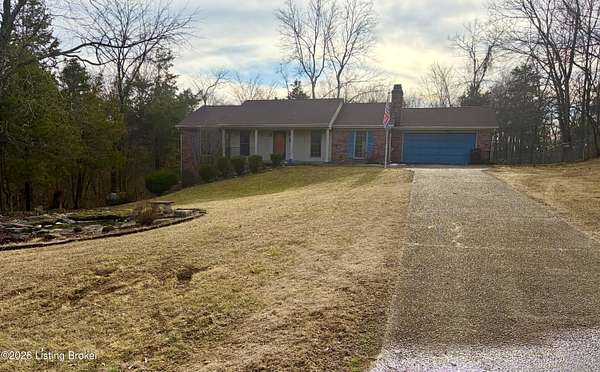 11.1 Acres of Land with Home for Sale in Coxs Creek, Kentucky