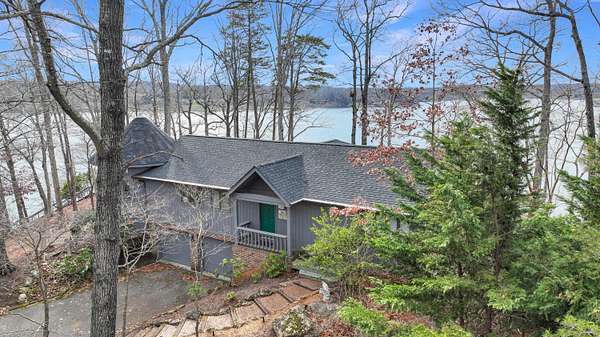 2.19 Acres of Land with Home for Sale in Moneta, Virginia