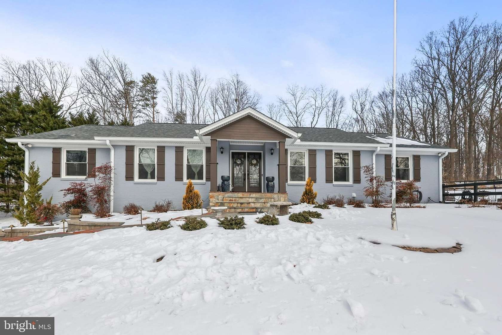 1.6 Acres of Residential Land with Home for Sale in Warrenton, Virginia