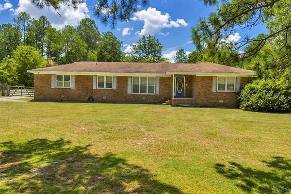 2.35 Acres of Residential Land with Home for Sale in Byron, Georgia