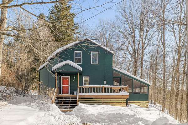4.5 Acres of Land with Home for Sale in Fayston Town, Vermont