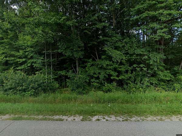 5 Acres of Residential Land for Sale in Covert, Michigan