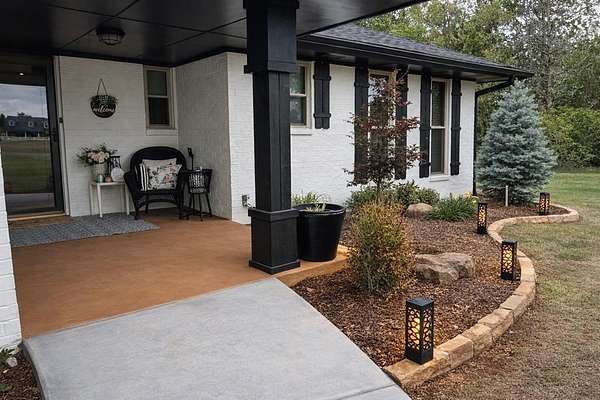 2.8 Acres of Residential Land with Home for Sale in Tuttle, Oklahoma