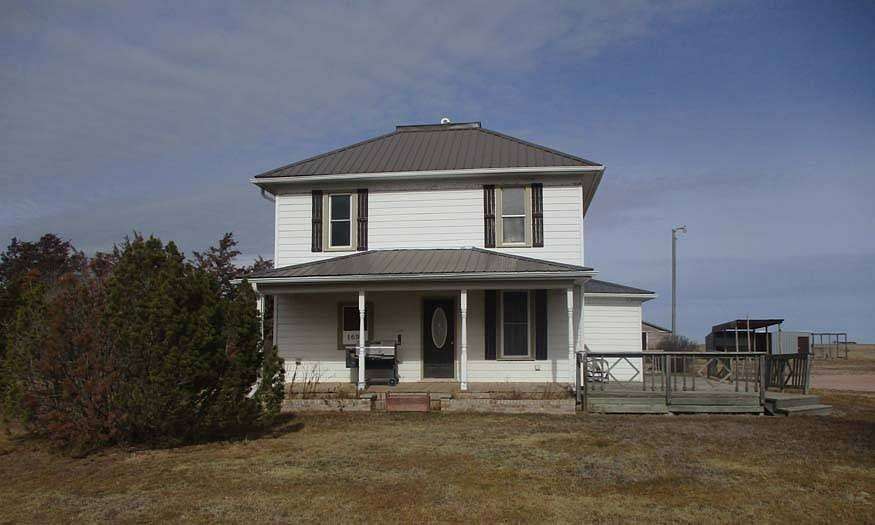 4 Acres of Residential Land with Home for Sale in Gordon, Nebraska