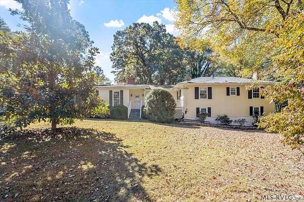 4.1 Acres of Land with Home for Sale in Warrenton, North Carolina