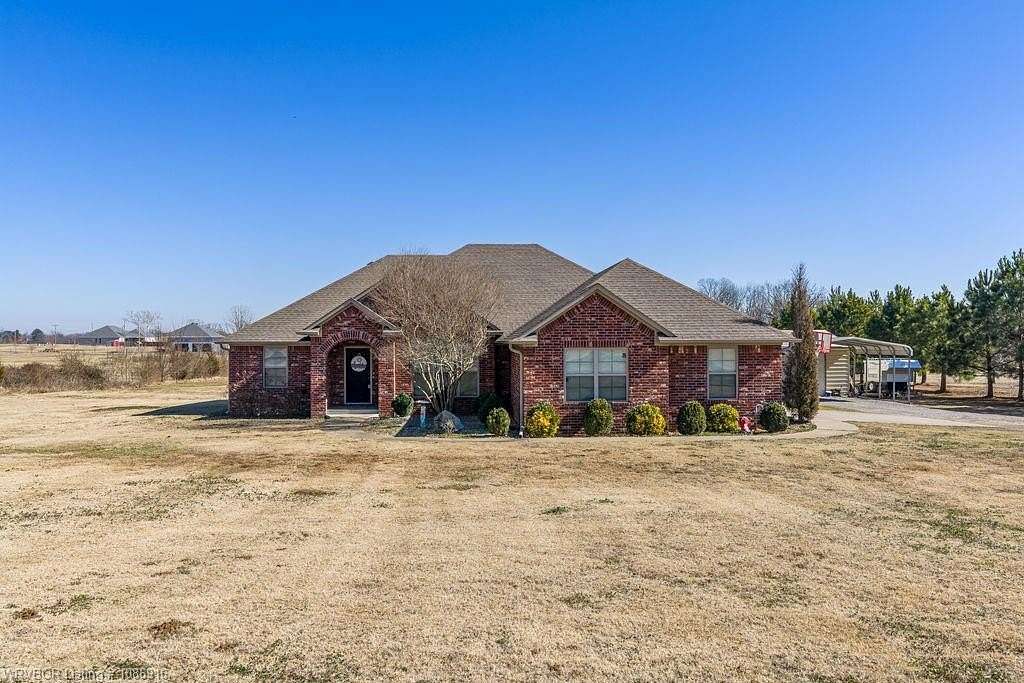 3.42 Acres of Residential Land with Home for Sale in Lavaca, Arkansas