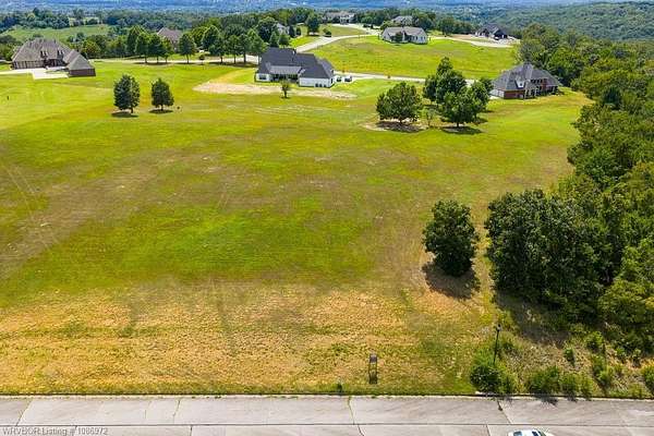 1.64 Acres of Land for Sale in Van Buren, Arkansas