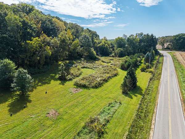 4 Acres of Residential Land for Sale in Lodi, Wisconsin