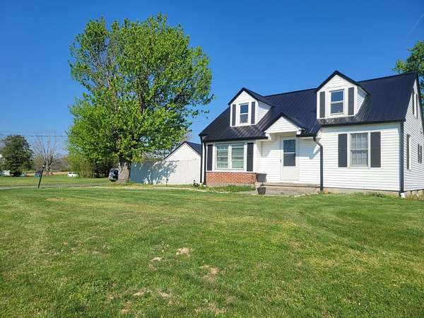 2 Acres of Land with Home for Sale in Waco, Kentucky