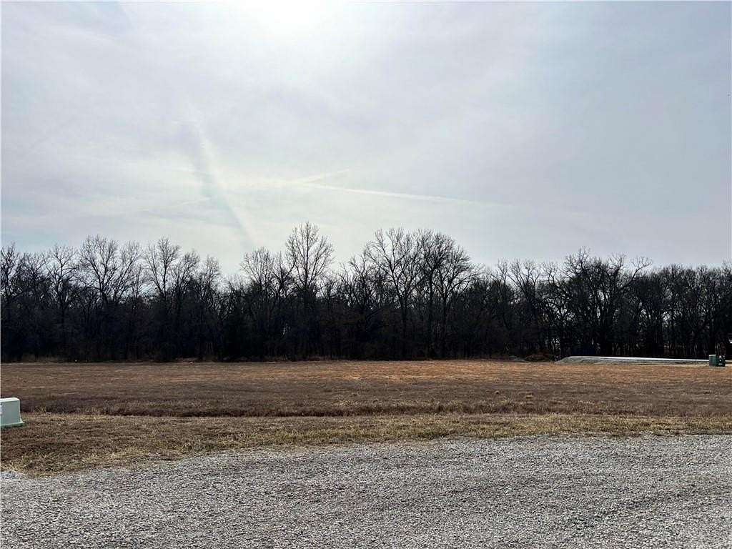 3.5 Acres of Residential Land for Sale in Frontenac, Kansas