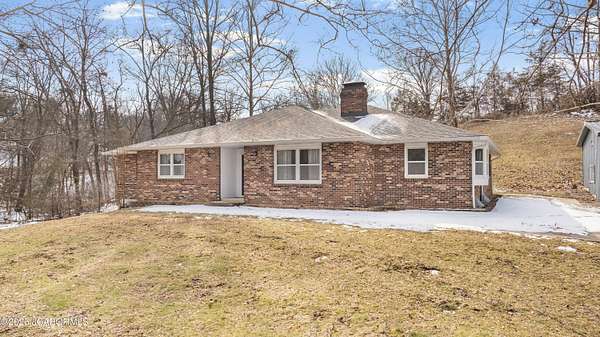 7.29 Acres of Residential Land with Home for Sale in Jefferson City, Missouri