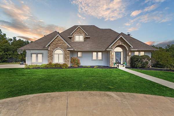 27.4 Acres of Agricultural Land with Home for Sale in Freeport, Illinois