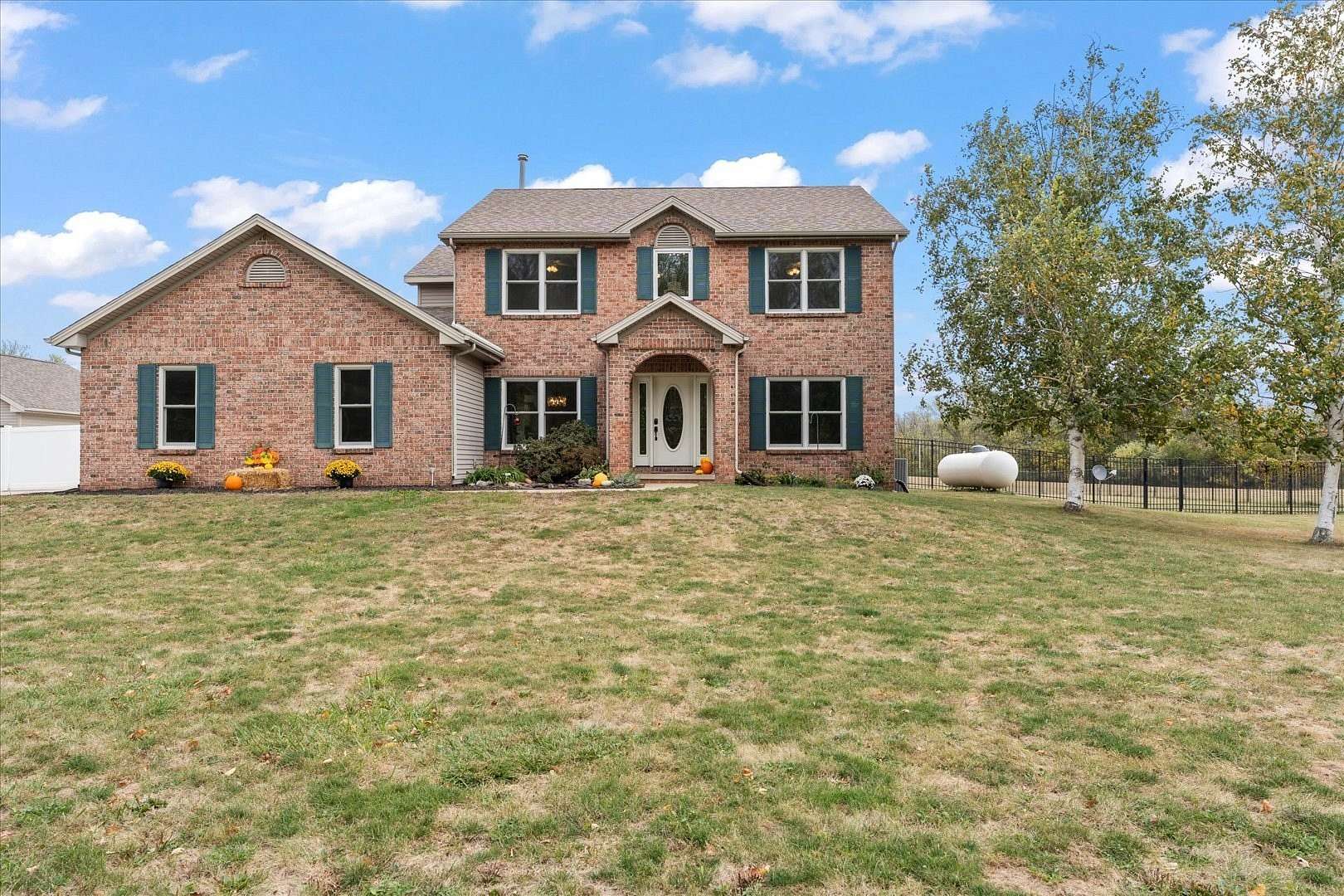 5.78 Acres of Residential Land with Home for Sale in Mahomet, Illinois