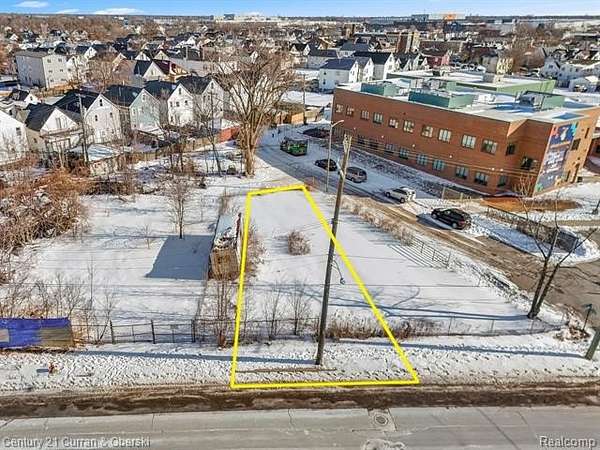 0.07 Acres of Commercial Land for Sale in Hamtramck, Michigan