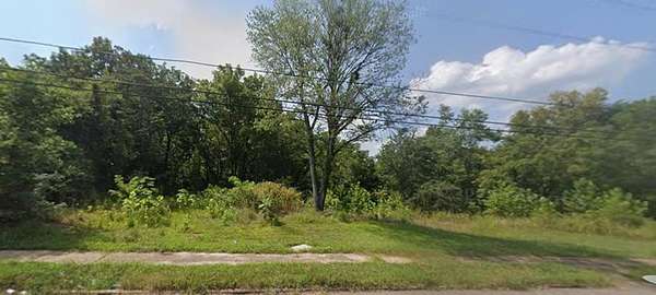0.49 Acres of Land for Sale in Paris, Tennessee