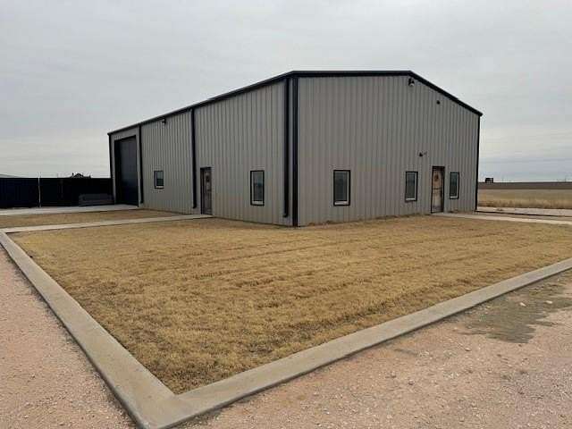 2.67 Acres of Residential Land with Home for Sale in Seminole, Texas