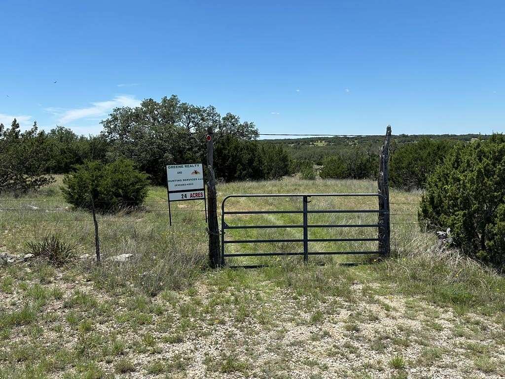 24 Acres of Agricultural Land for Sale in Rocksprings, Texas