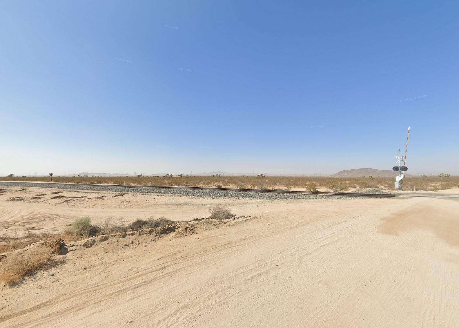 2.5 Acres of Residential Land for Sale in Llano, California