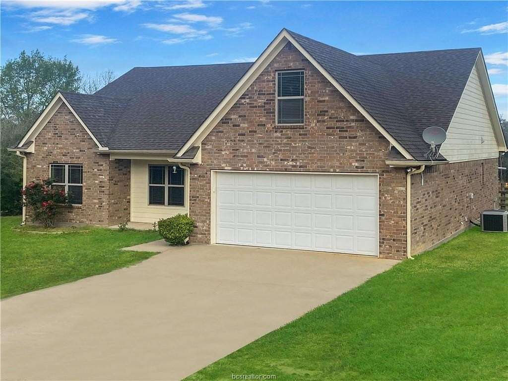 1.83 Acres of Land with Home for Sale in Franklin, Texas