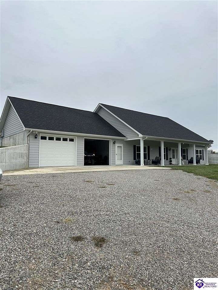 3 Acres of Land with Home for Sale in Big Clifty, Kentucky
