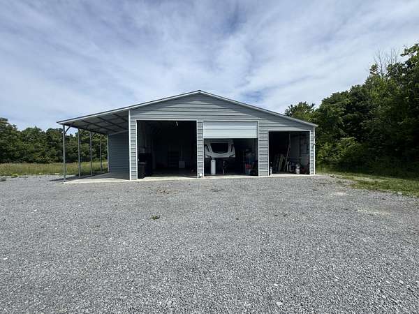 61.8 Acres of Recreational & Residential Land for Sale in Columbia, Kentucky