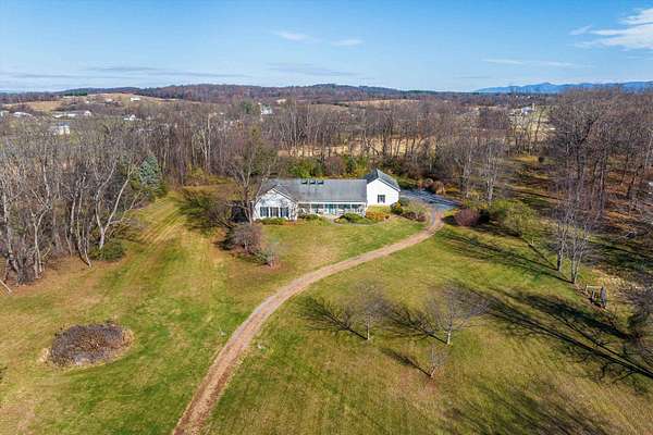 4.89 Acres of Residential Land with Home for Sale in Waynesboro, Virginia