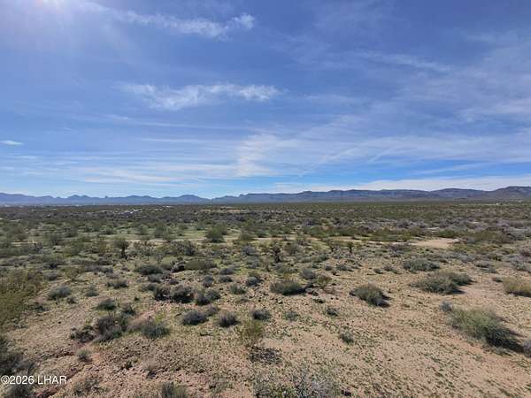 2.35 Acres of Residential Land for Sale in Golden Valley, Arizona