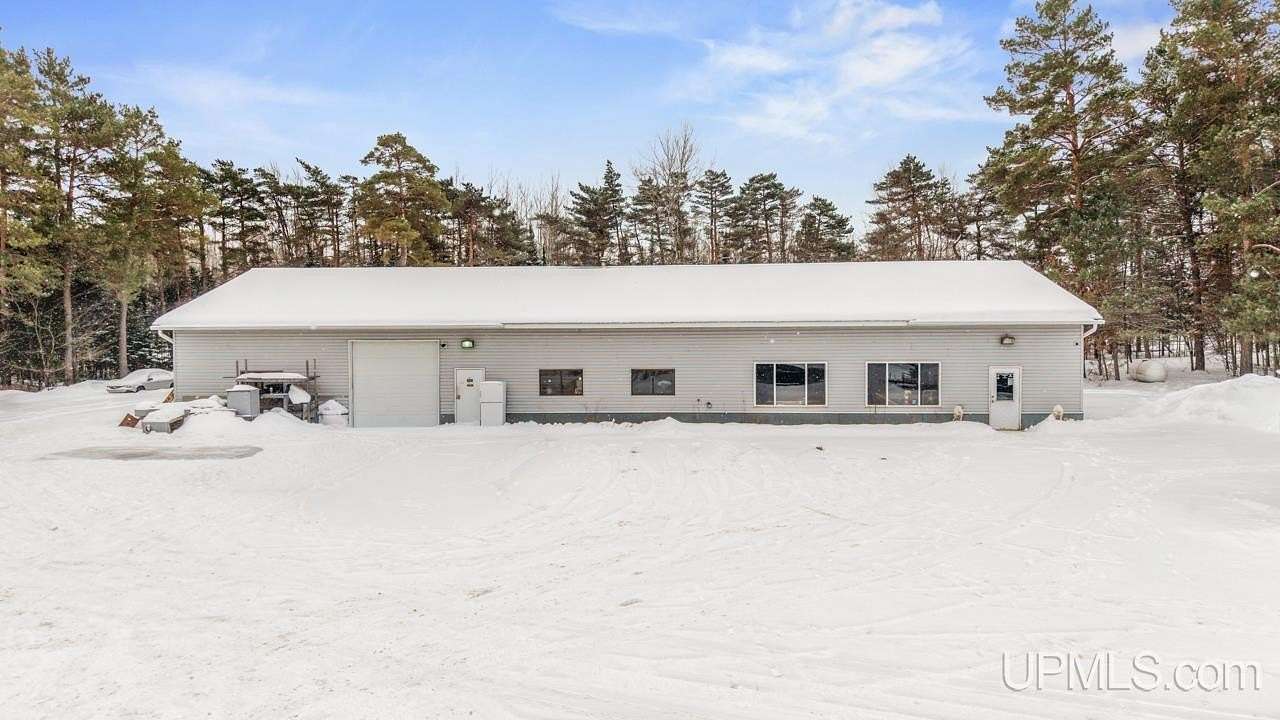 2.6 Acres of Improved Commercial Land for Sale in Iron Mountain, Michigan