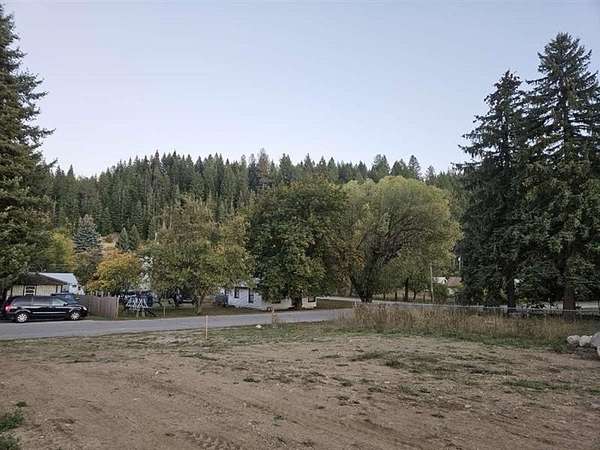 0.09 Acres of Residential Land for Sale in Newport, Washington
