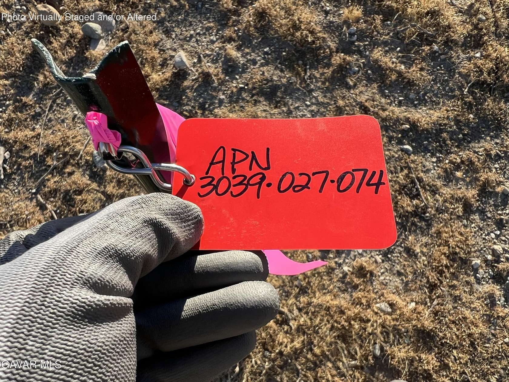 2.5 Acres of Residential Land for Sale in Pearblossom, California