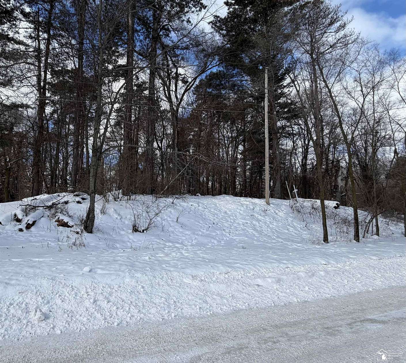 0.17 Acres of Residential Land for Sale in Jerome, Michigan