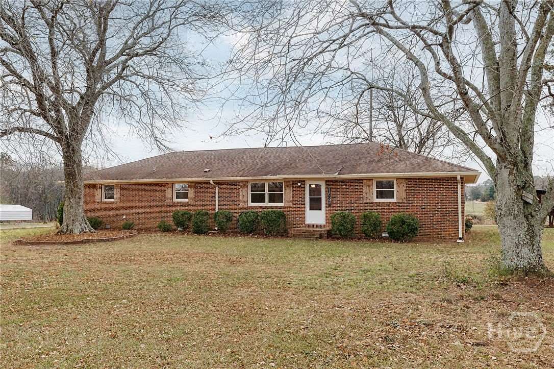 3 Acres of Land with Home for Sale in Danielsville, Georgia