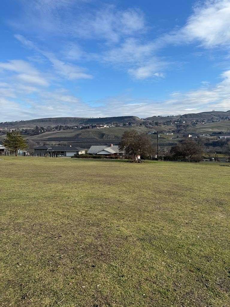 2.38 Acres of Land for Sale in Clarkston, Washington