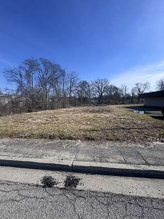 0.25 Acres of Commercial Land for Sale in Tullahoma, Tennessee