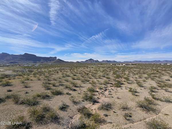 2.35 Acres of Residential Land for Sale in Golden Valley, Arizona
