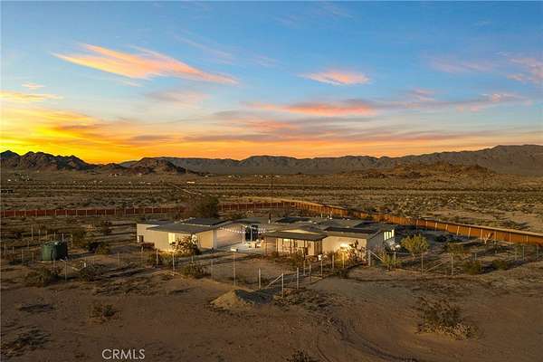 5 Acres of Residential Land with Home for Sale in Twentynine Palms, California