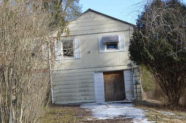 1.73 Acres of Residential Land with Home for Sale in Marion, Virginia