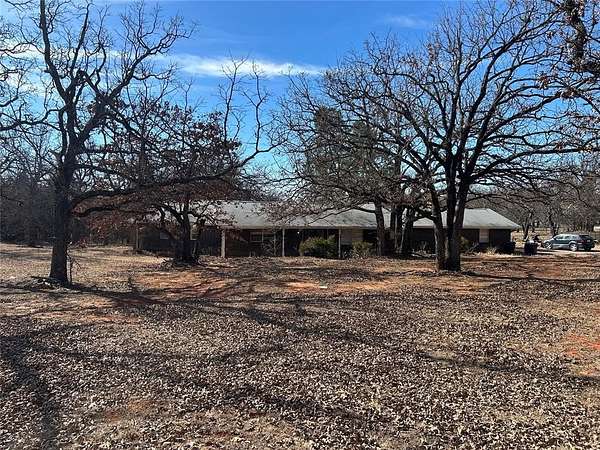 2.87 Acres of Residential Land with Home for Sale in Oklahoma City, Oklahoma