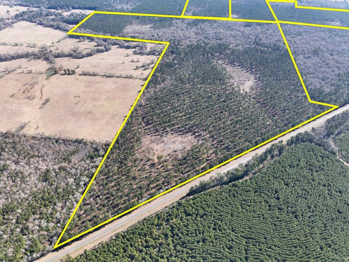 573 Acres of Land for Sale in Pennington, Texas
