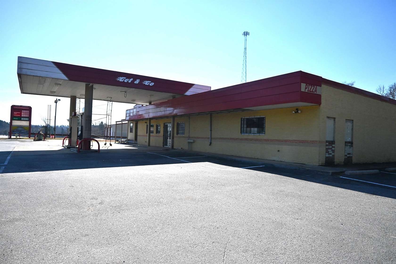 2 Acres of Improved Commercial Land for Sale in Sheridan, Arkansas