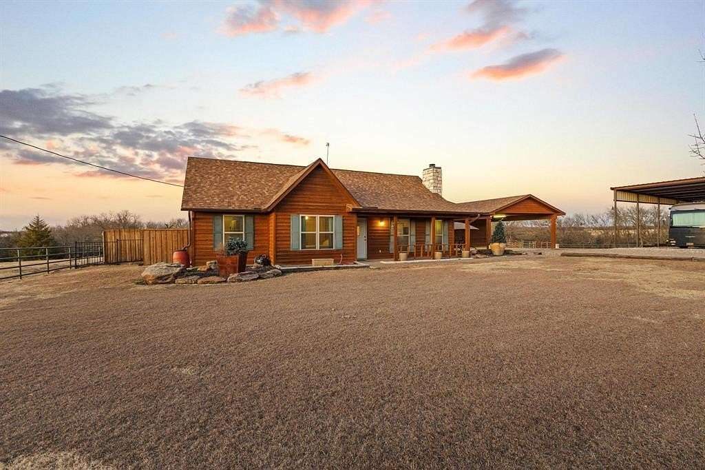 18.3 Acres of Land with Home for Sale in Leonard, Texas