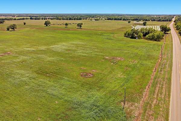 100 Acres of Agricultural & Residential Land for Sale in Sulphur Springs, Texas