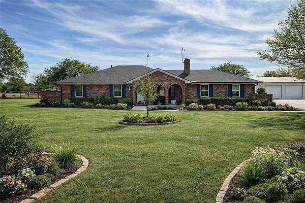 4 Acres of Residential Land with Home for Sale in Anna, Texas