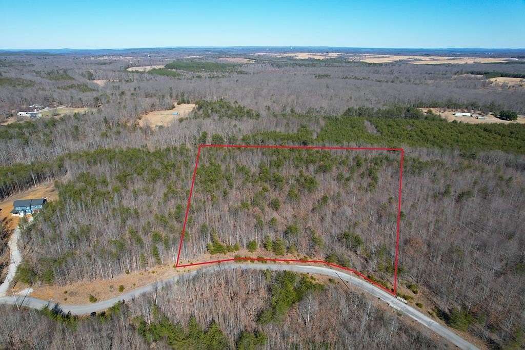 4 Acres of Residential Land for Sale in Spencer, Tennessee