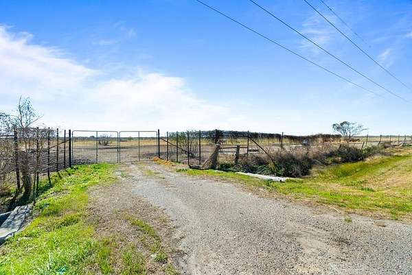 100 Acres of Agricultural & Residential Land for Sale in Taft, Texas