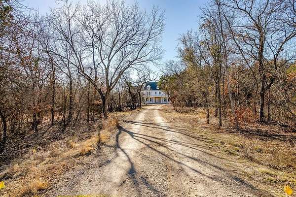2 Acres of Residential Land with Home for Sale in Aledo, Texas