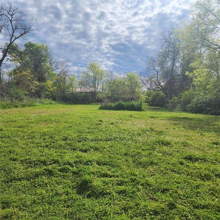 0.21 Acres of Residential Land for Sale in Greenville, Texas