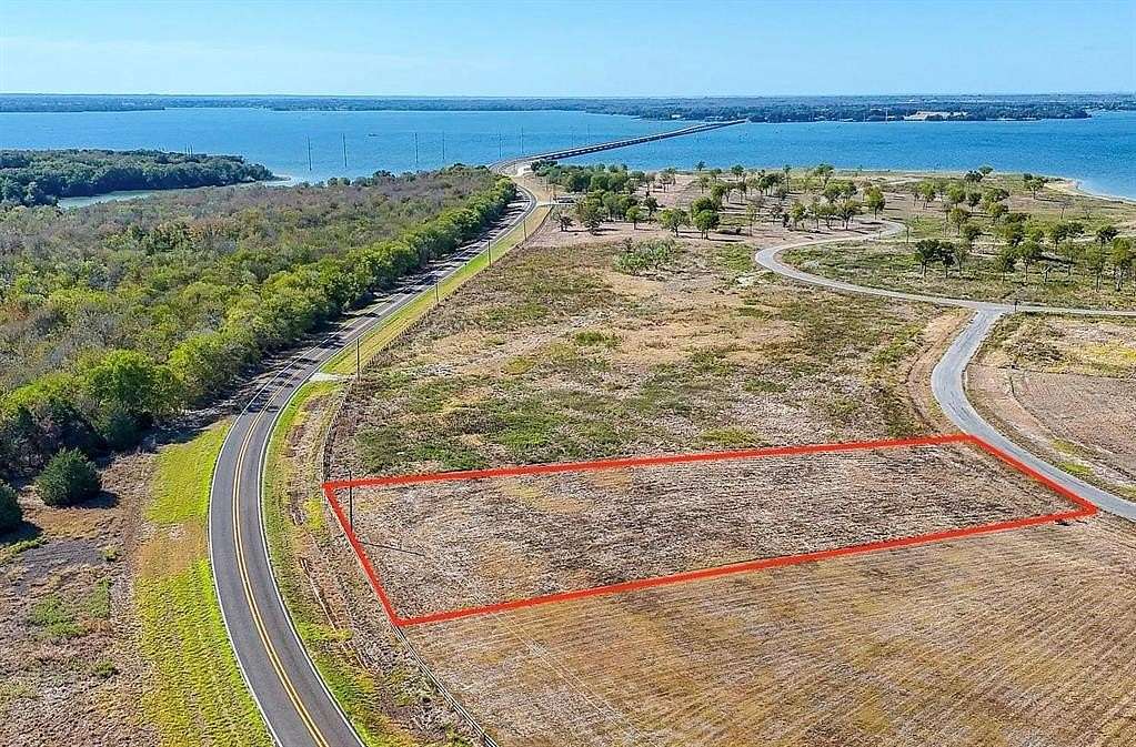 1.47 Acres of Residential Land for Sale in Kerens, Texas