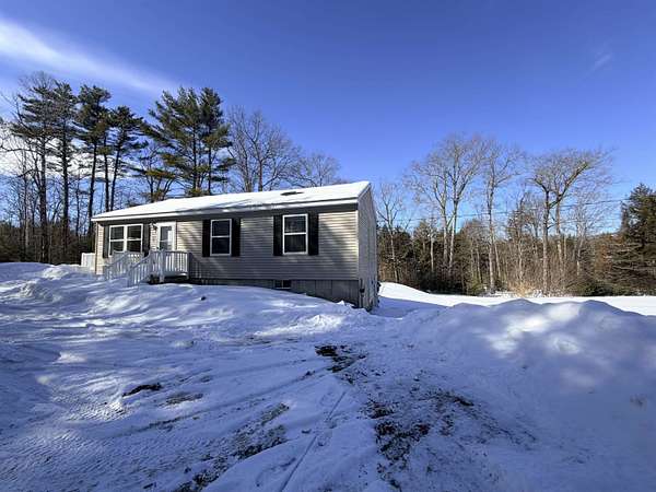 20 Acres of Land with Home for Lease in Tuftonboro, New Hampshire