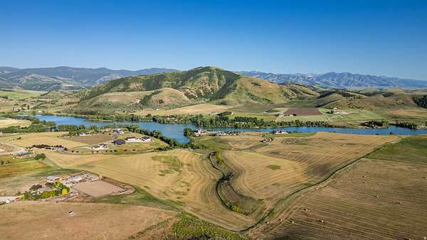 28 Acres of Agricultural & Residential Land for Sale in Preston, Idaho